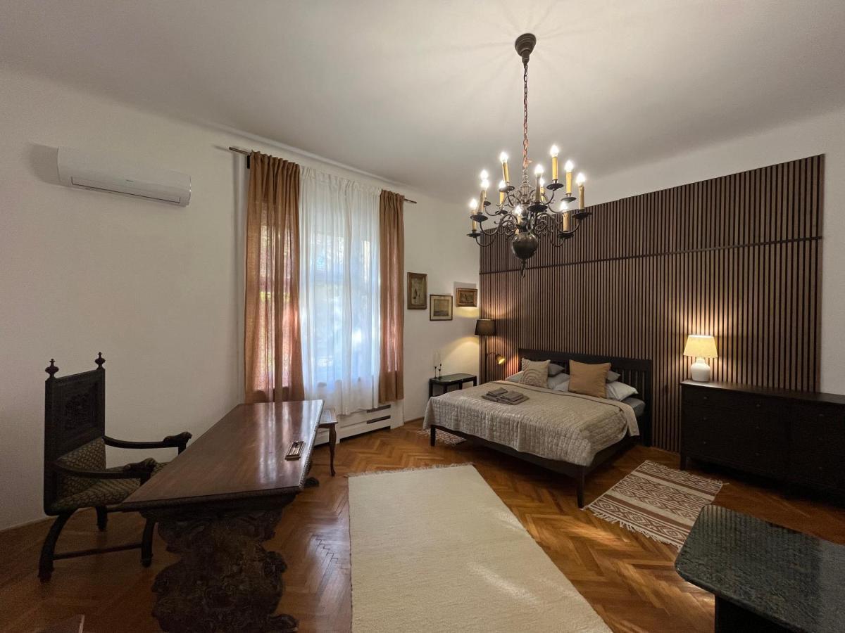 Hillside Luxury Residence Budapest With Free Garage Exteriör bild